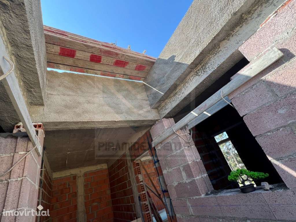 Moradia Duplex, Quarto RC e 2 Boas suítes, a Pé Transportes - Grande imagem: 2/17