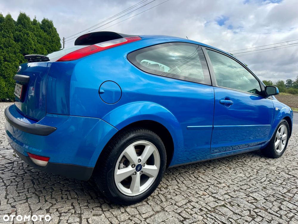 Ford Focus 1.6 Ti-VCT Titanium - 12