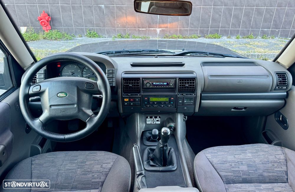 Land Rover Discovery 2.5 TD5 - 7