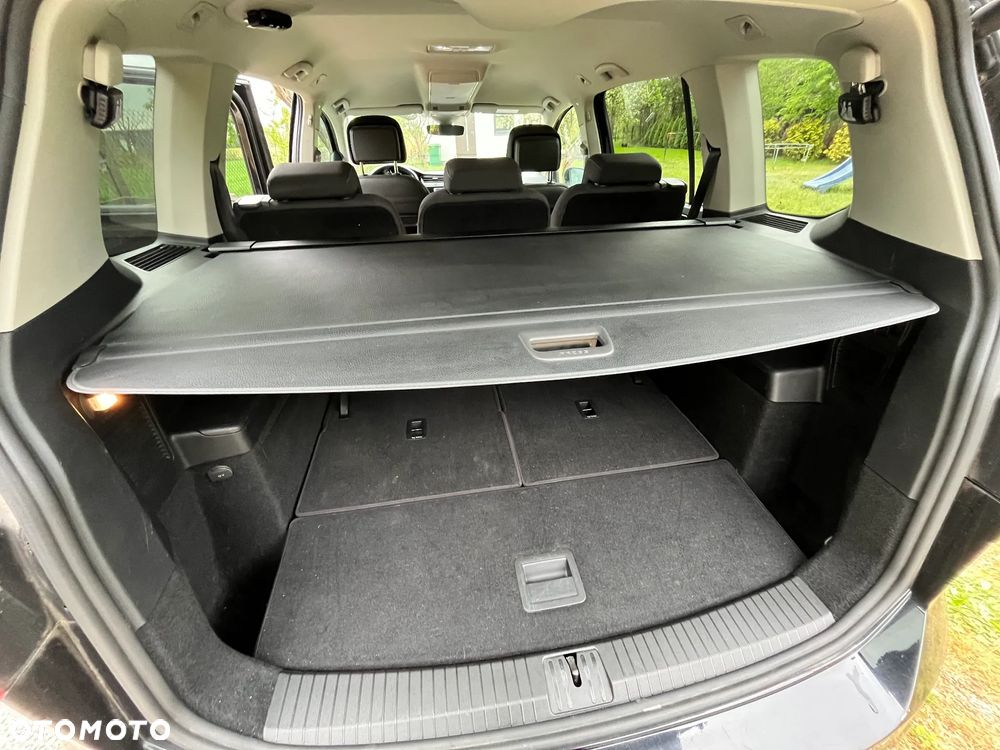 Volkswagen Touran 1.4 TSI BMT Highline DSG - 9
