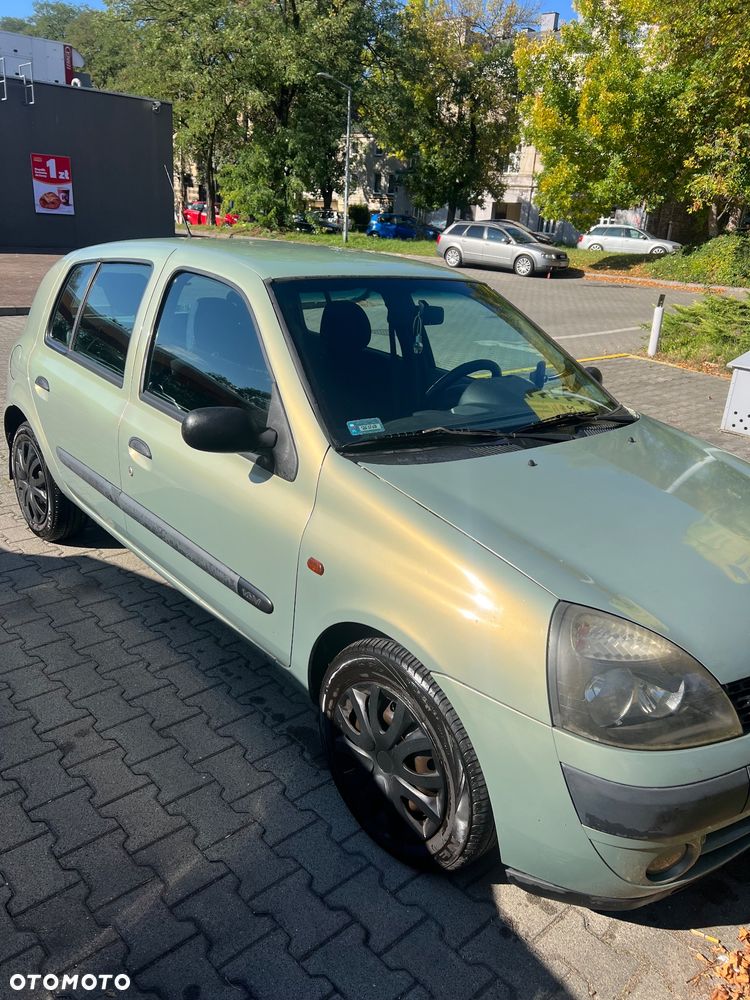 Renault Clio - 1