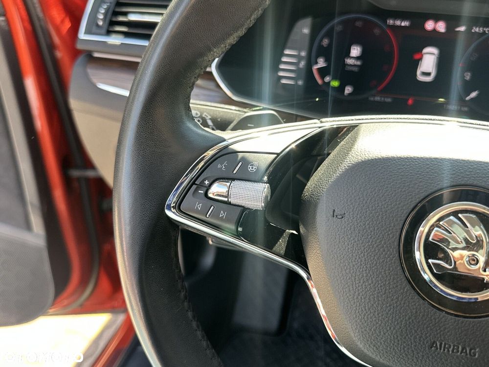 Skoda Superb 2.0 TDI SCR 4x4 Scout DSG - 32