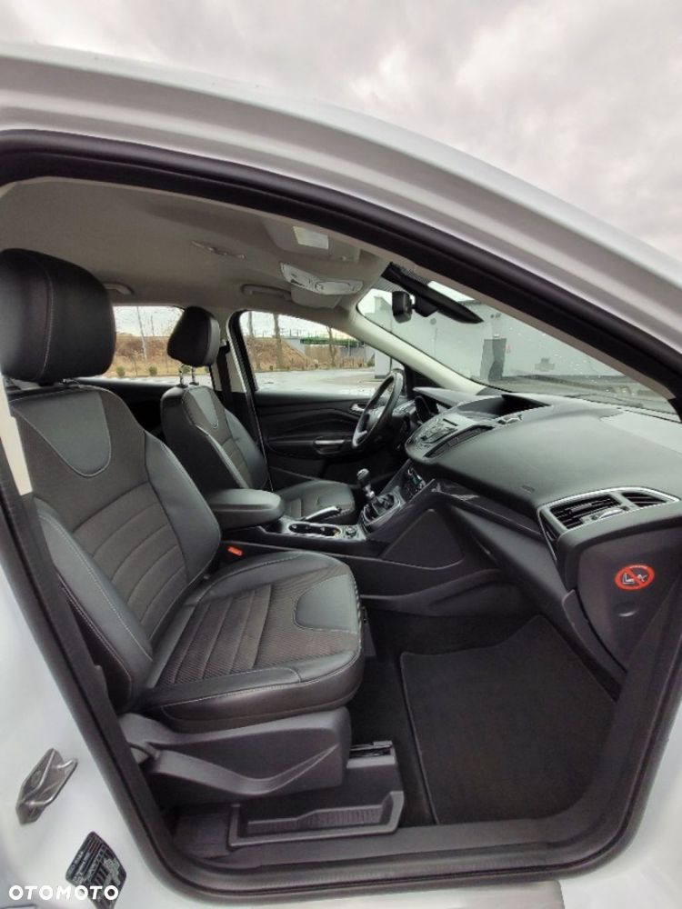 Ford Kuga 2.0 TDCi Titanium - 20