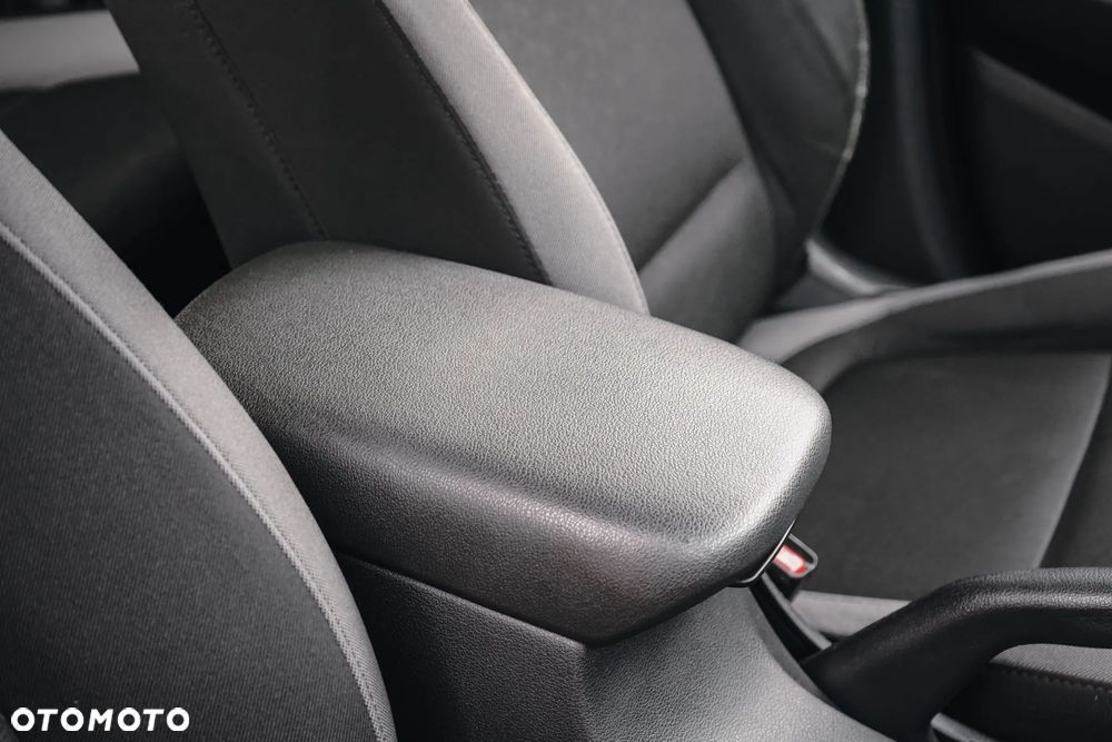 Hyundai Kona - 31