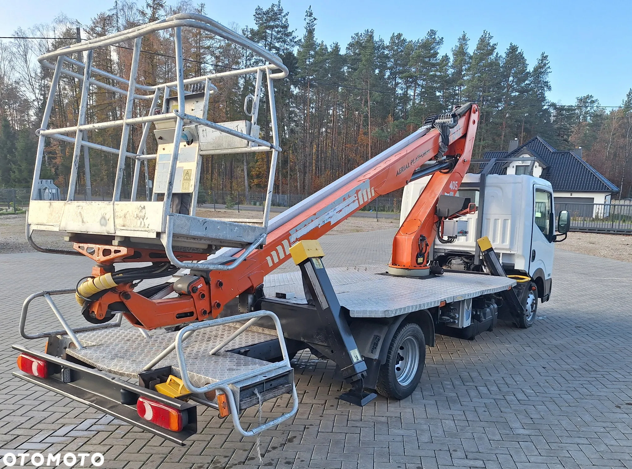 Nissan Cabstar Podnośnik Koszowy 18M - 4