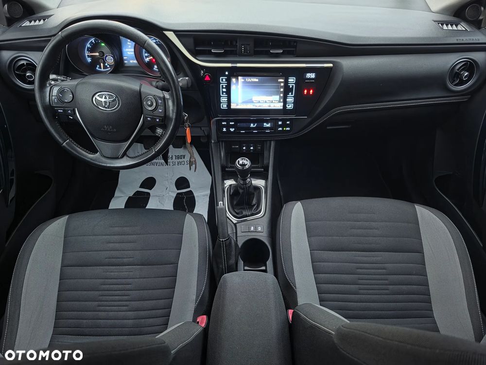 Toyota Auris - 31
