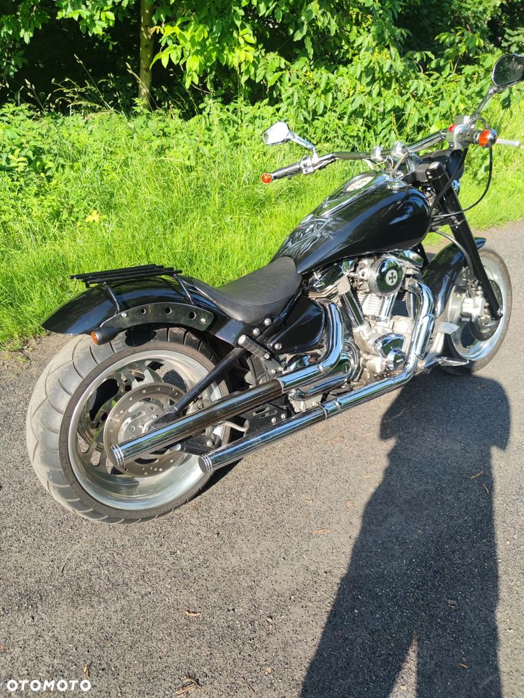 Yamaha Road Star - 7