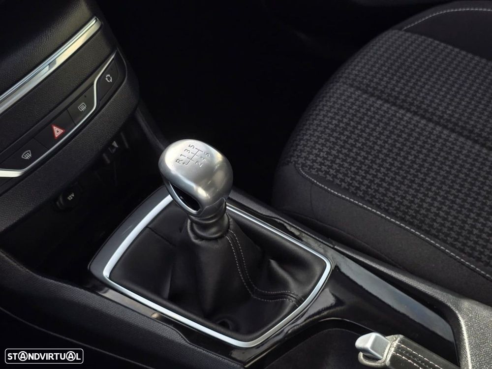 Peugeot 308 SW 1.2 PureTech Active Pack - 20