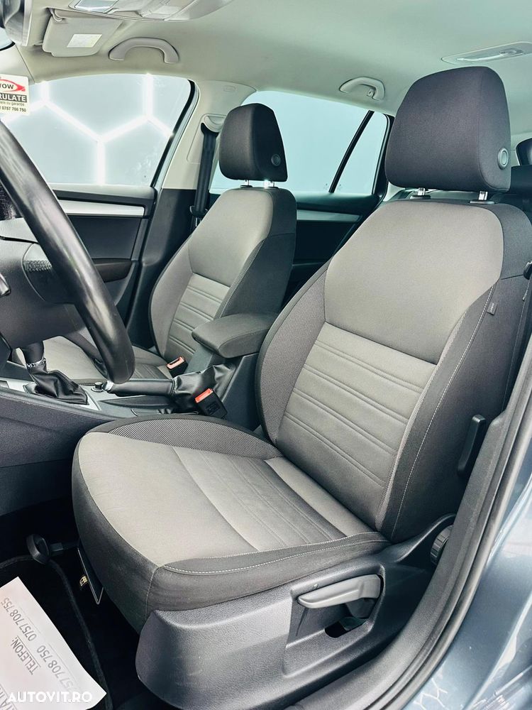 Skoda Octavia Combi 1.6 TDI DSG Premium Edition - 11