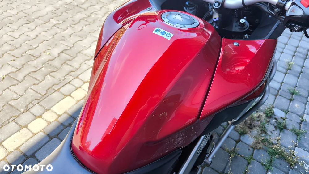 Honda VFR - 17