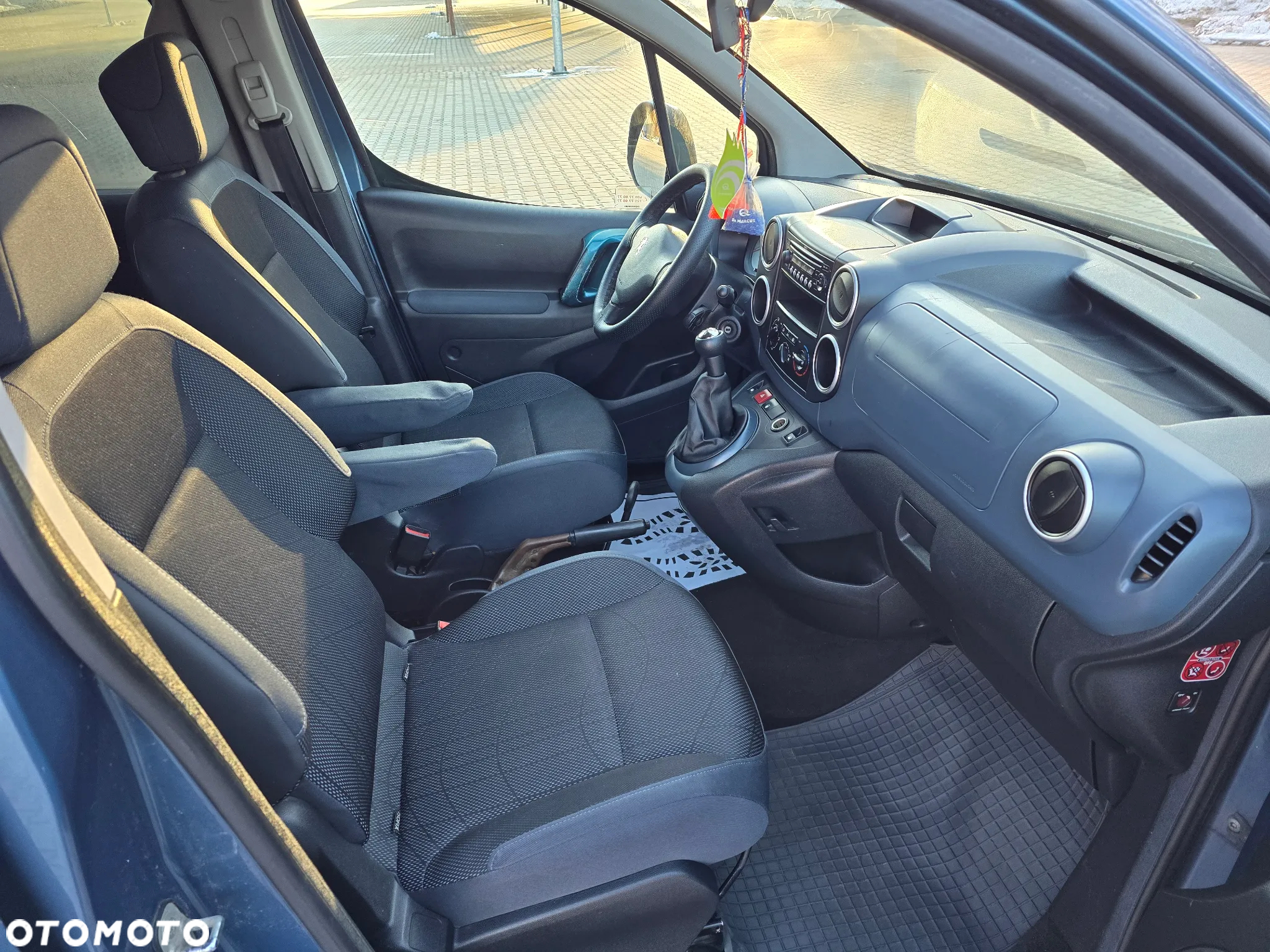 Peugeot Partner Tepee 110 Family - 13