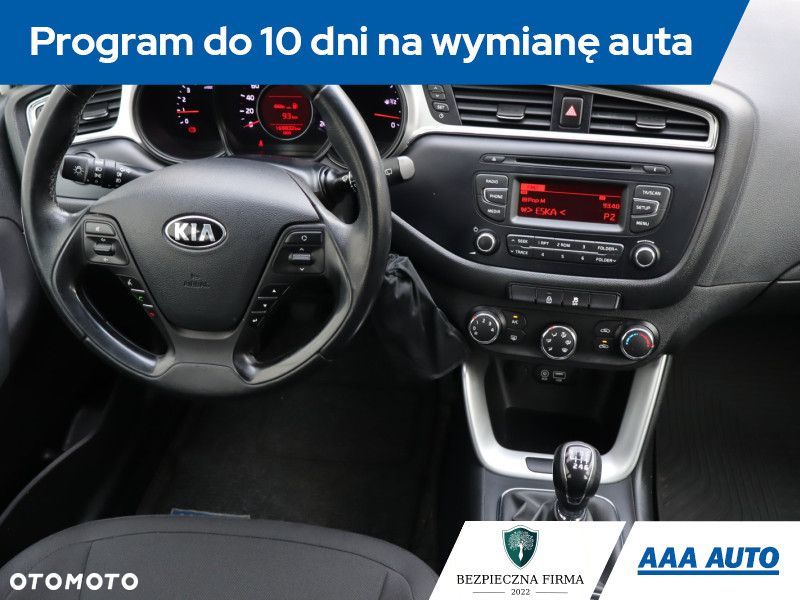 Kia Ceed - 9