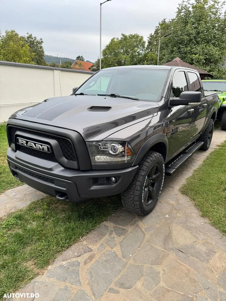 Dodge RAM - 1