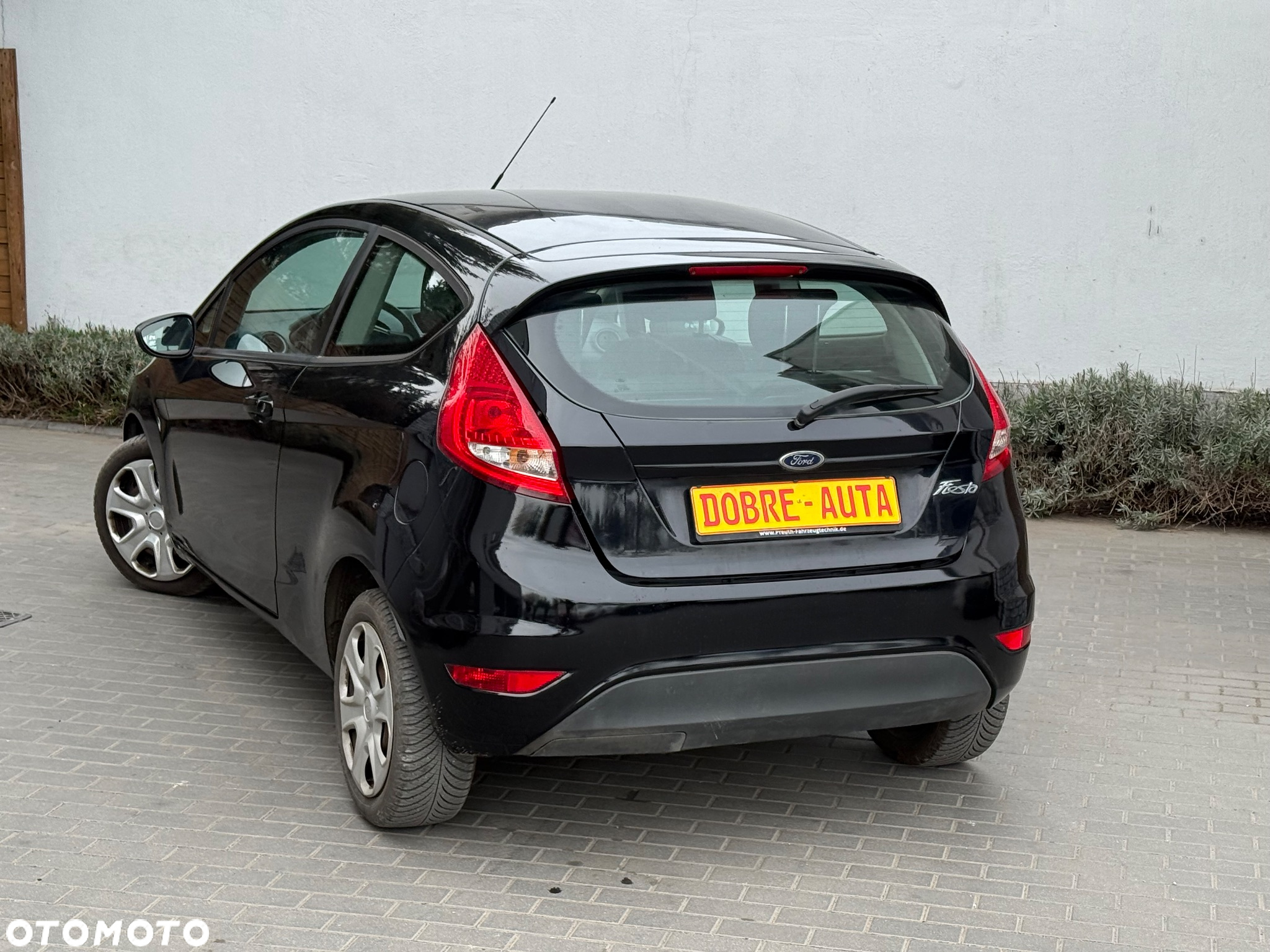 Ford Fiesta 1.25 Ambiente - 21
