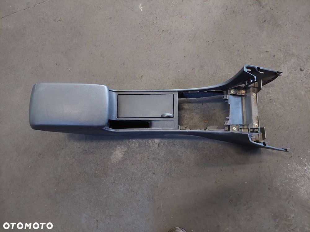 FOTELE KOMPLET LEWY PRAWY KANAPA TYŁ TUNEL PODŁOKIETNIK MAZDA 3 I BK HB 5D - 2