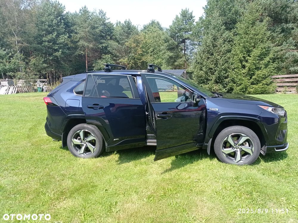 Toyota RAV4 - 8