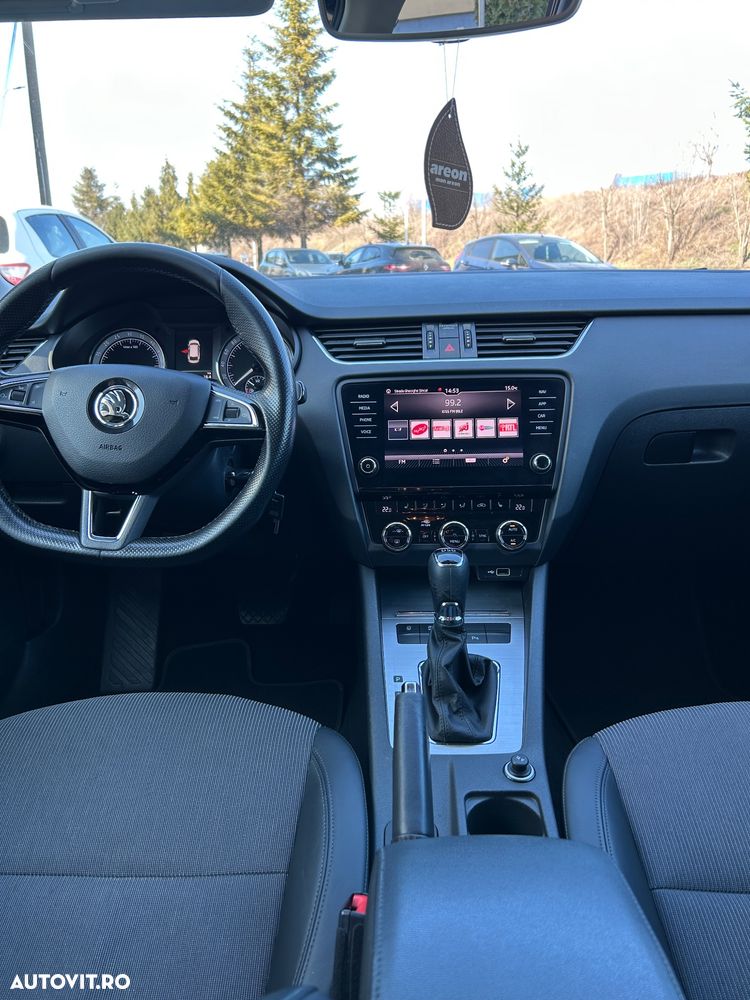 Skoda Octavia 1.6 TDI DSG Premium Edition - 19
