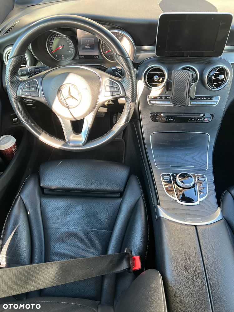 Mercedes-Benz GLC 300 4Matic 9G-TRONIC - 10
