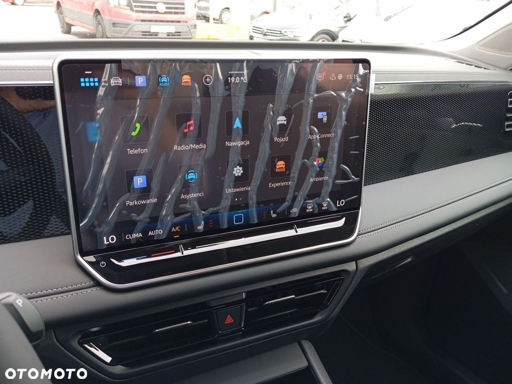 Volkswagen Tiguan - 23