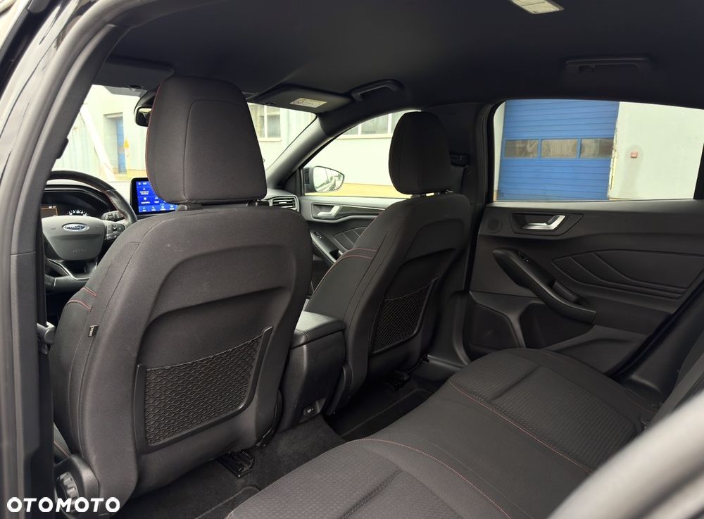 Ford Focus 1.5 EcoBoost STart-Stopp-System ST-LINE - 41