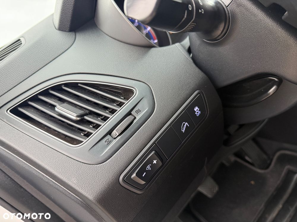 Hyundai ix35 blue 1.6 2WD Finale Gold - 18