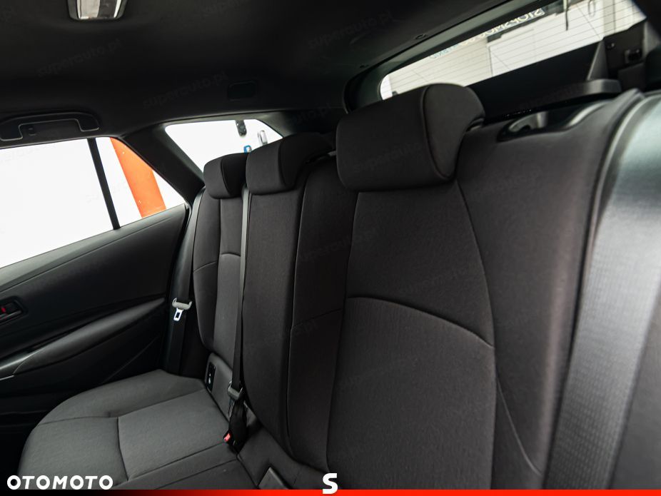 Toyota Corolla 1.8 Hybrid Active - 18
