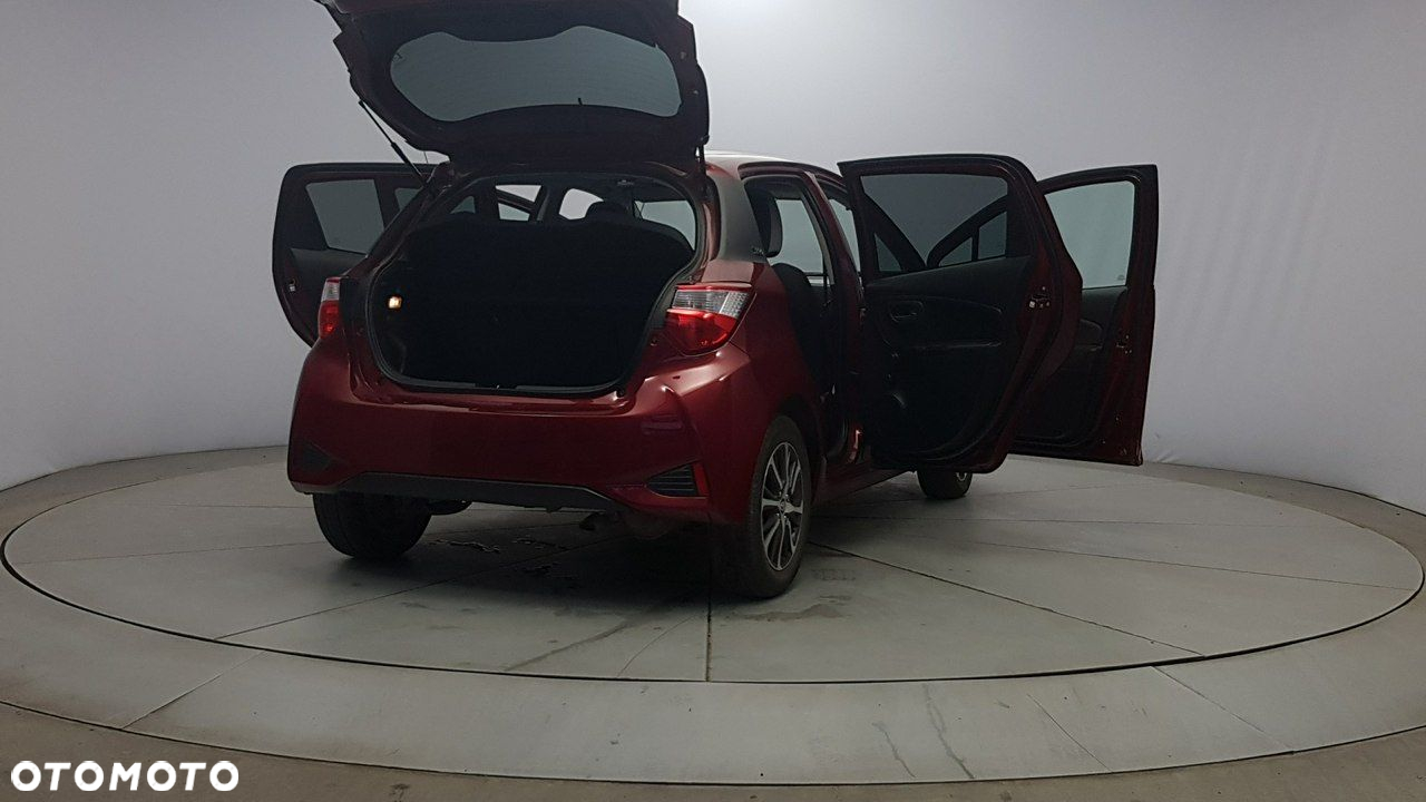 Toyota Yaris - 12