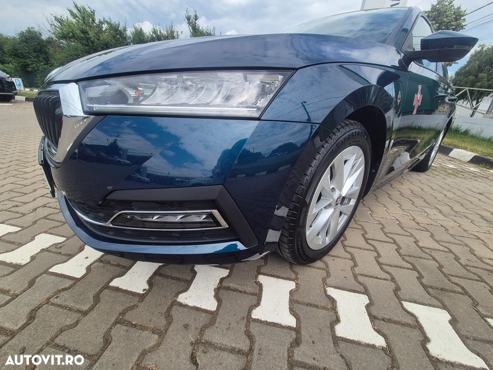 SKODA Octavia 2022 — imagine 3