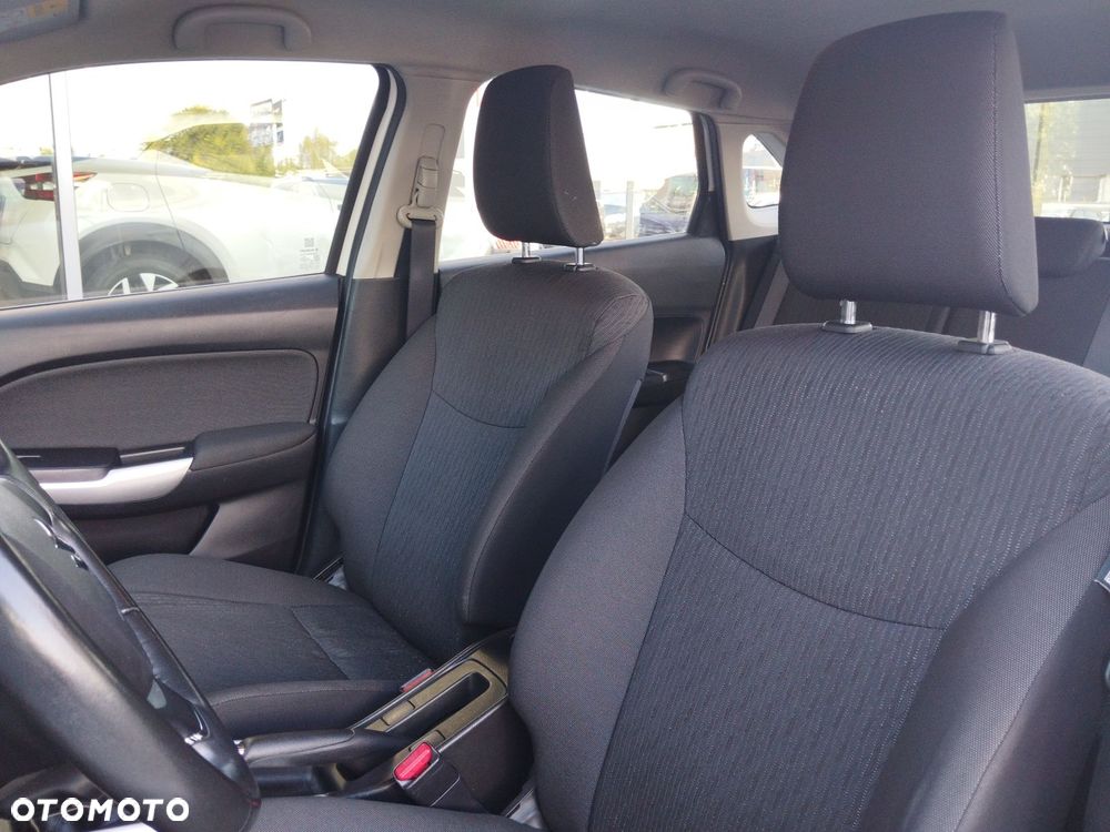 Suzuki Baleno 1.2 Premium - 10