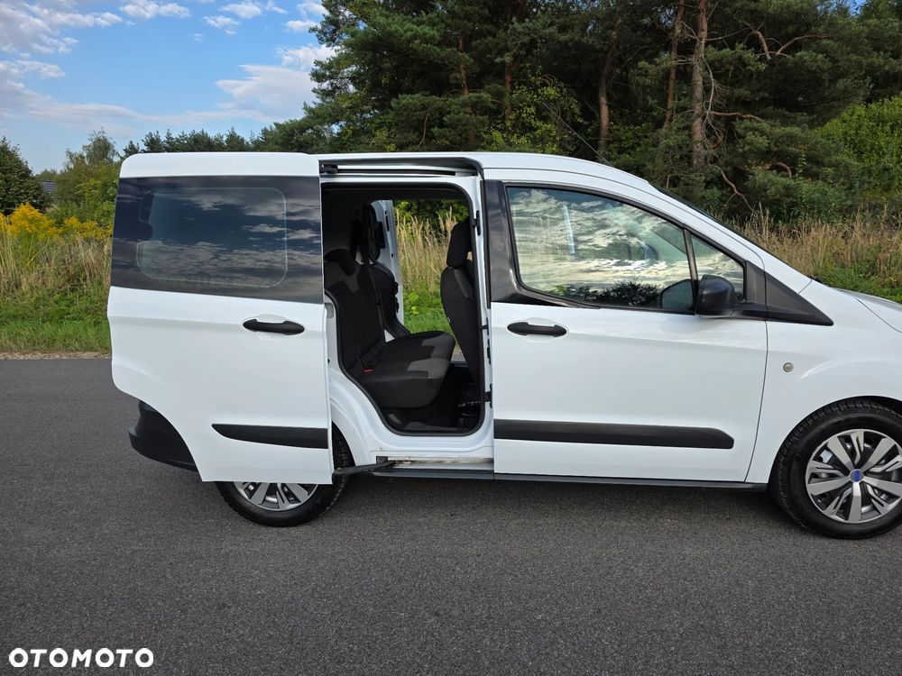 Ford Tourneo Courier 1.0 EcoBoost Ambiente - 15