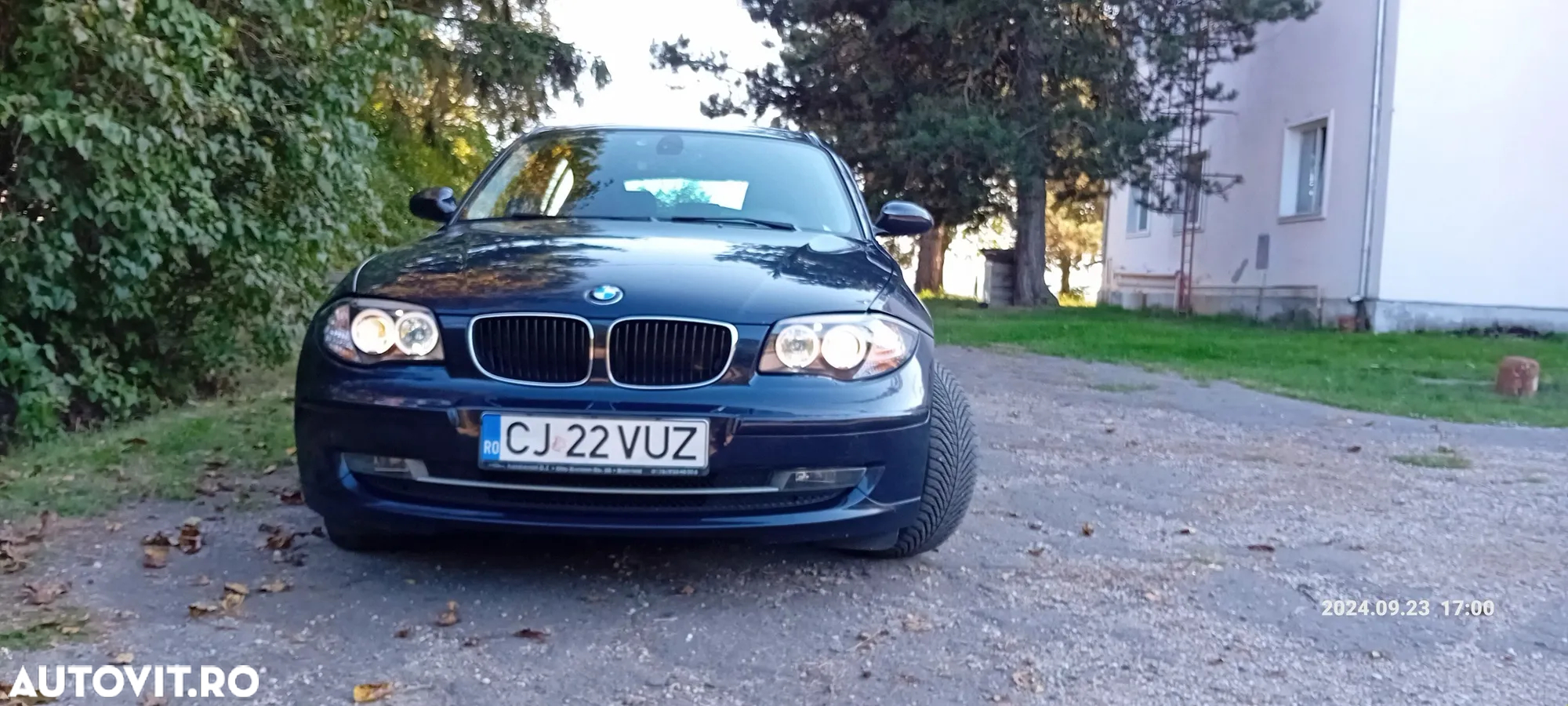 BMW Seria 1 118i - 3