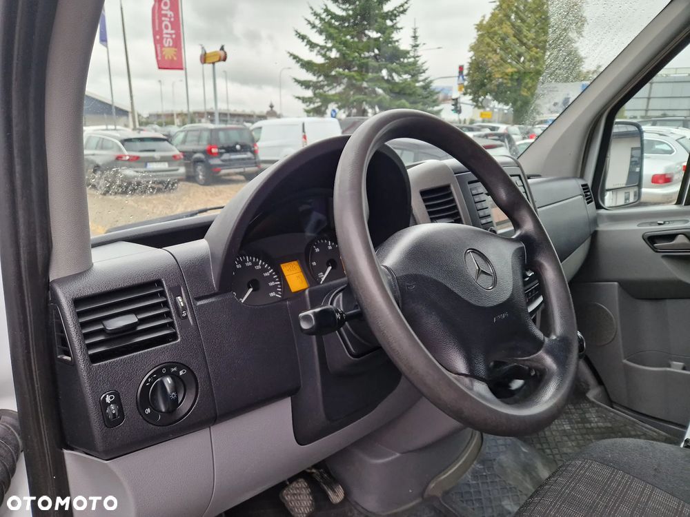Mercedes-Benz SPRINTER - 30