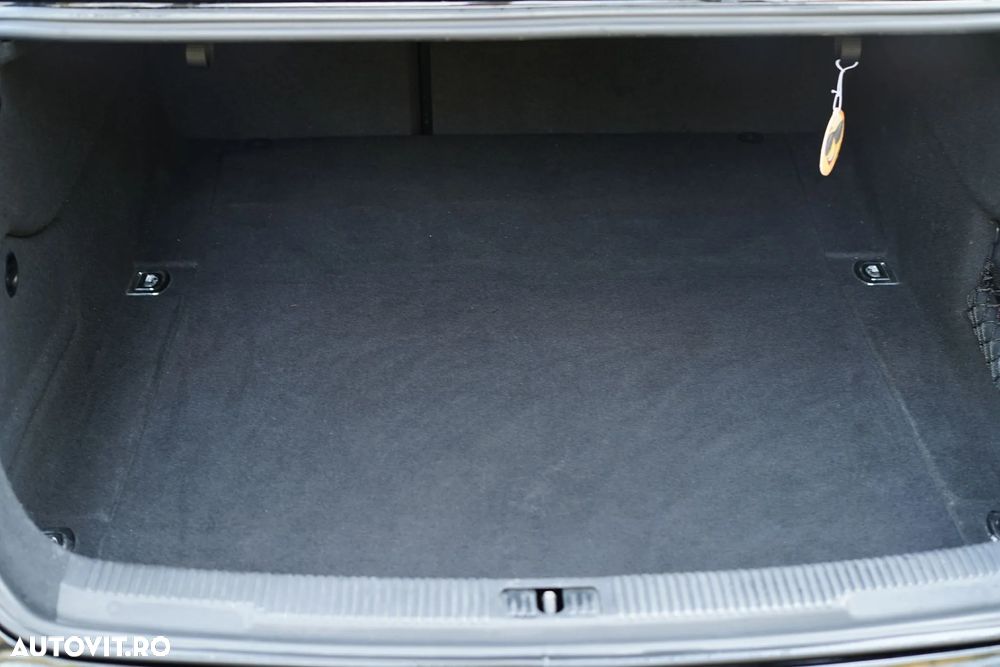 Audi A6 Avant 3.0 TDI quattro S tronic - 20