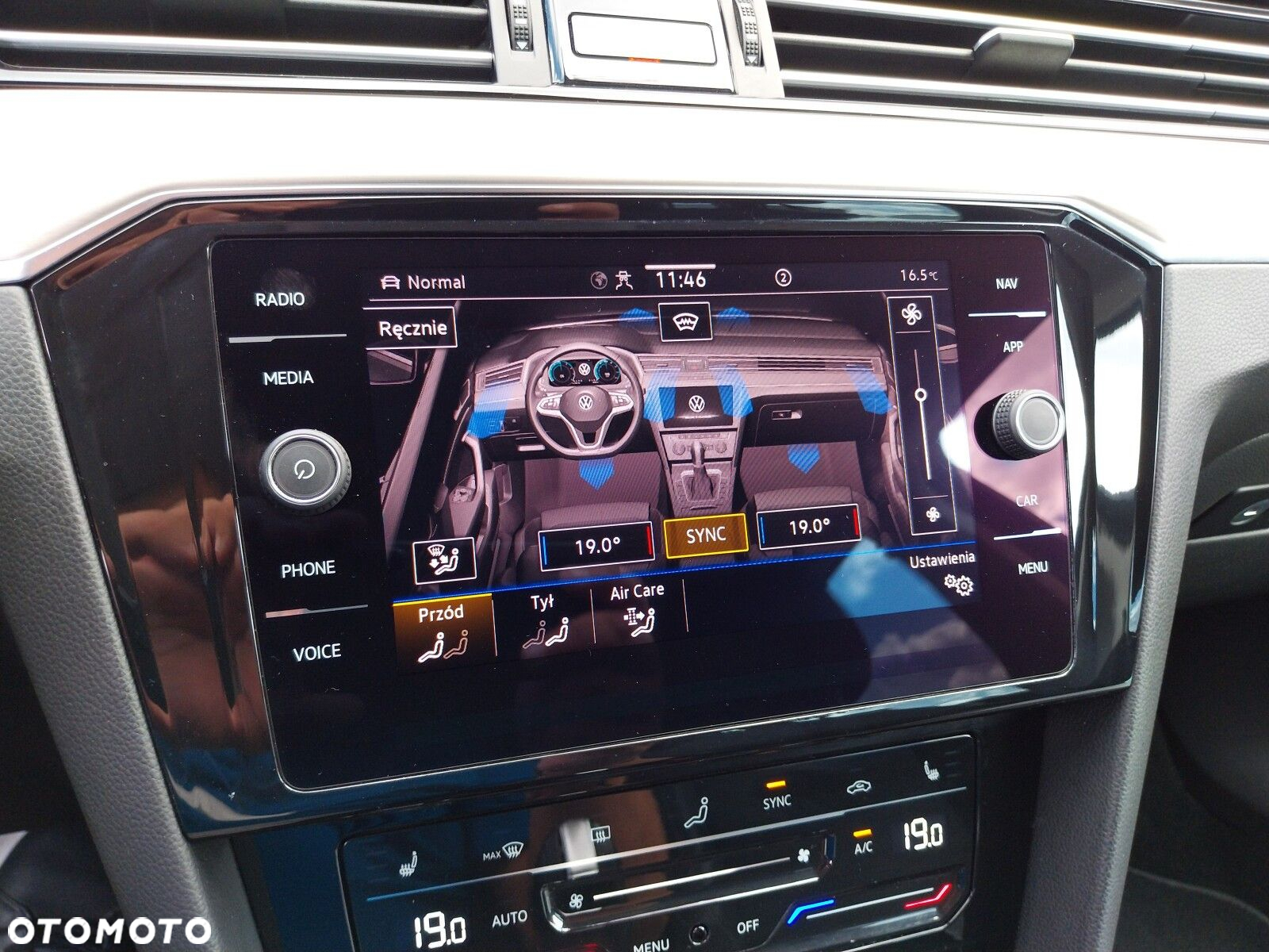 Volkswagen Passat 2.0 TDI Elegance DSG - 21