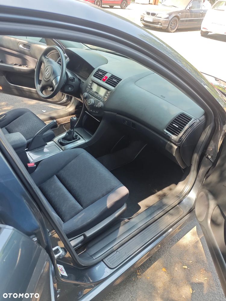 Honda Accord 2.0 Comfort - 6