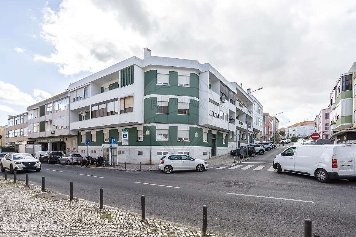 Apartamento T1 para venda - Grande imagem: 2/22