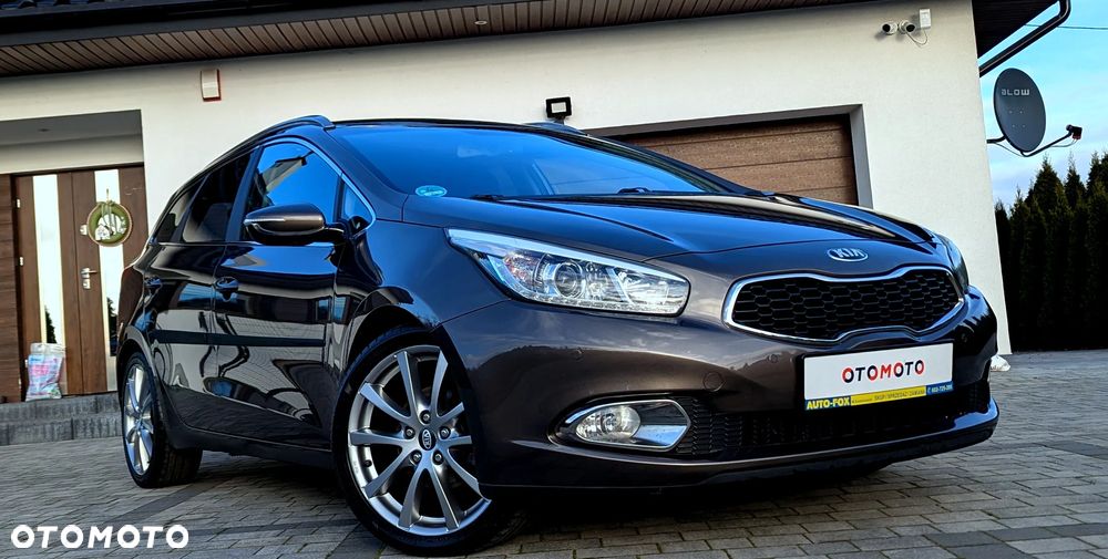 Kia Ceed 1.6 GDI ISG Dream-Team Edition - 4