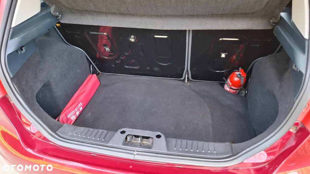 Ford Fiesta 1.4 Titanium - 29