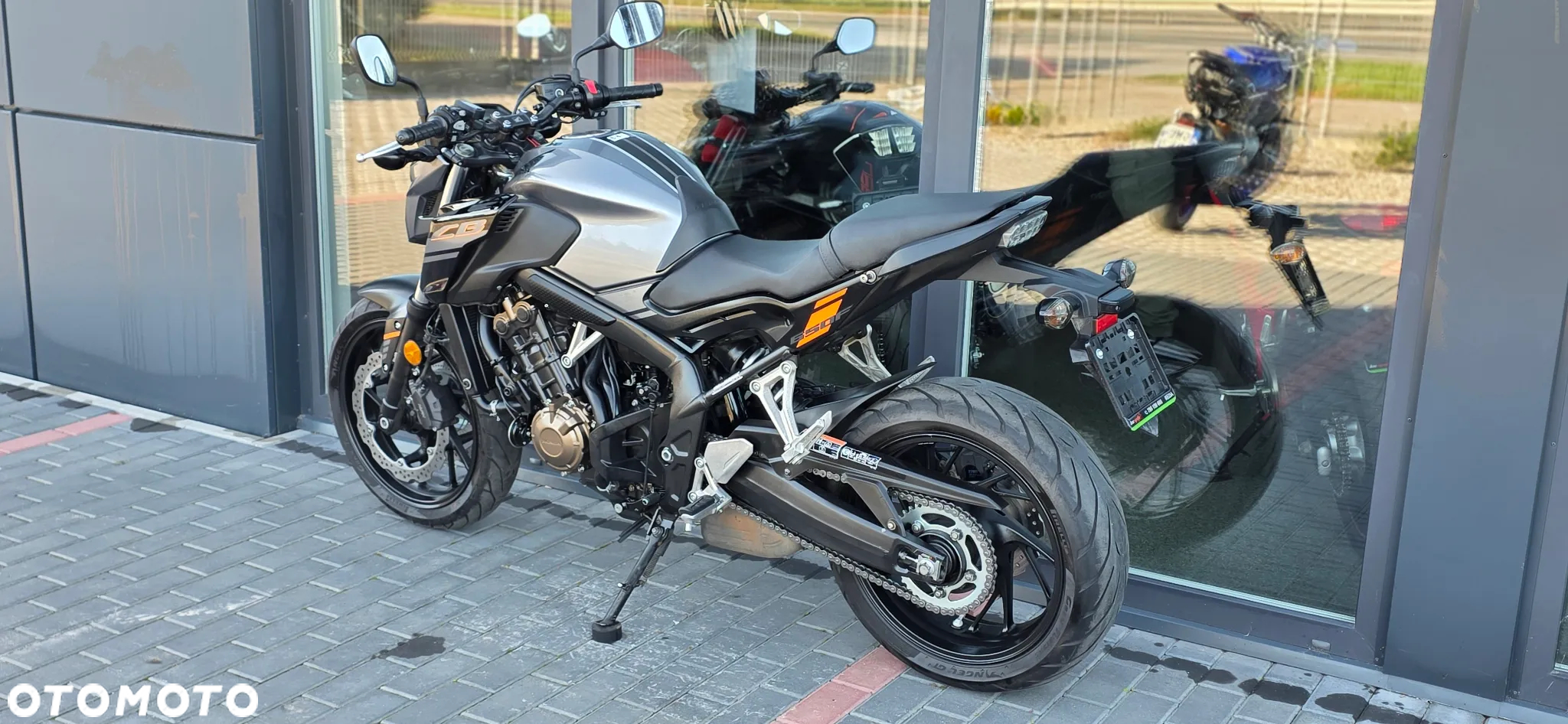 Honda CB - 24