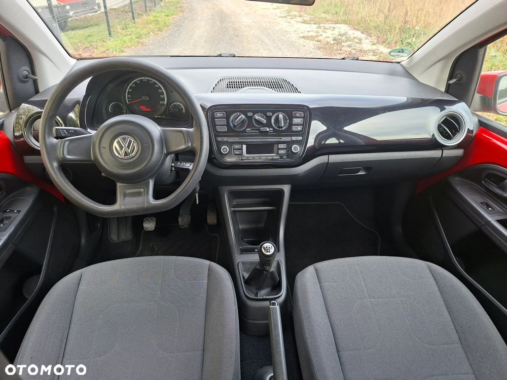 Volkswagen up! - 12