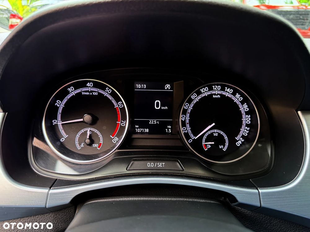 Skoda Fabia 1.0 Joy - 8