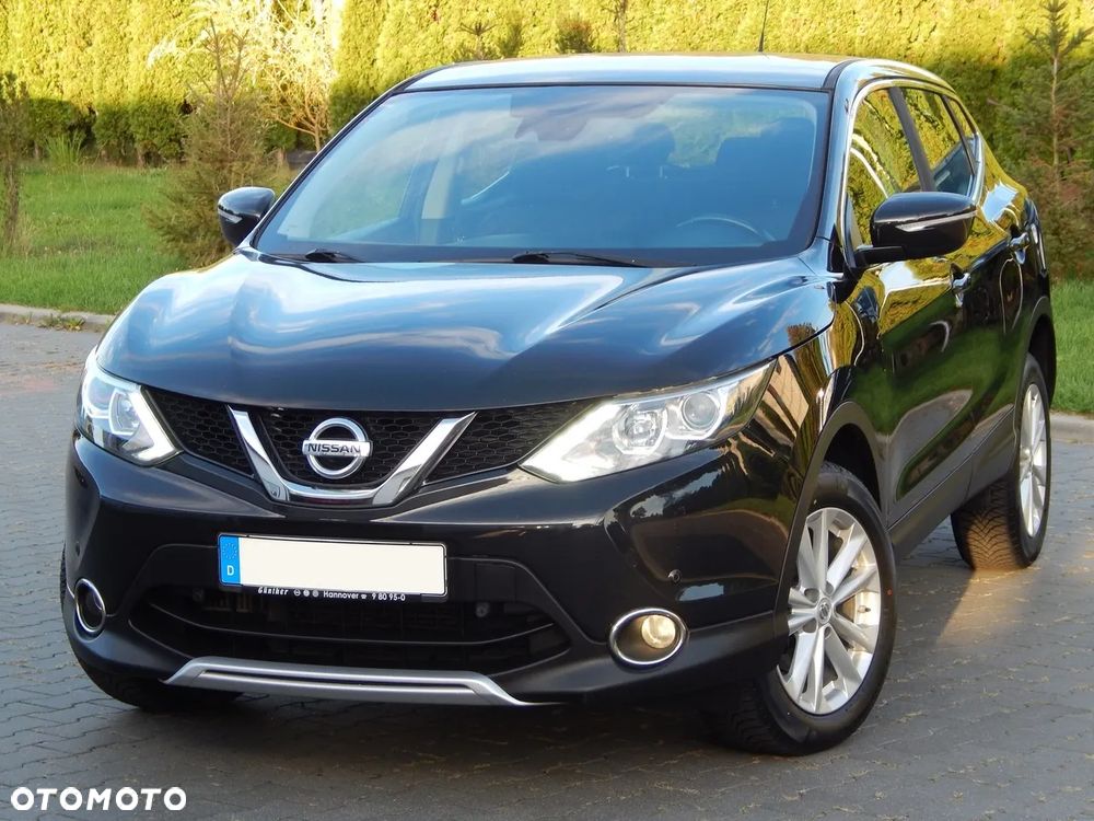 Nissan Qashqai 1.6 DCi N-Connecta - 1