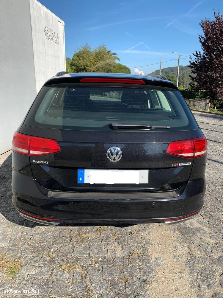 VW Passat Variant 1.6 TDI BlueMotion - 6