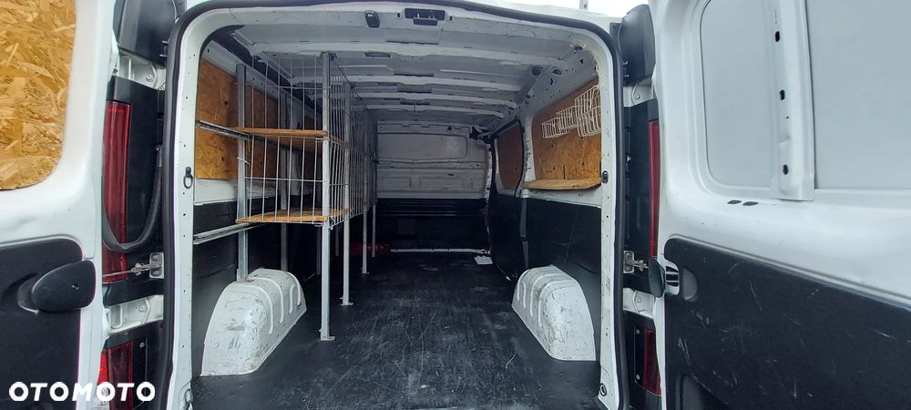 Renault Trafic - 26