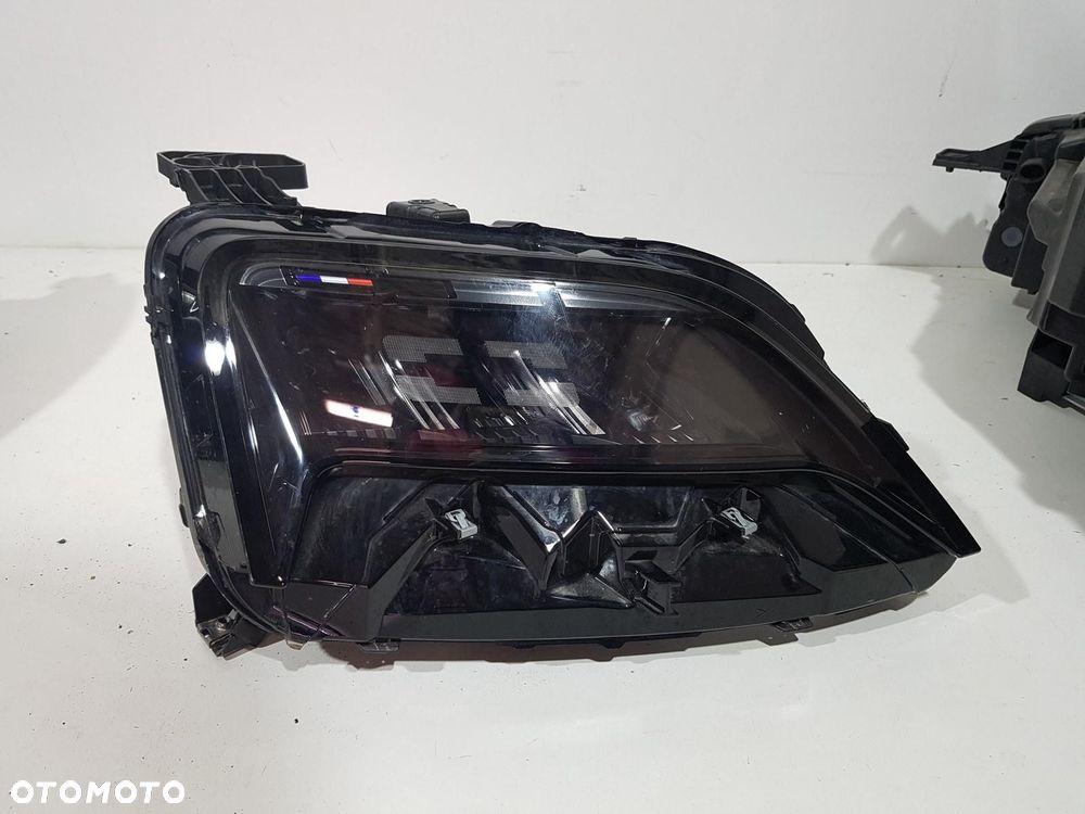 RENAULT V 5 E-TECH 24- LAMPA PRZÓD PRZEDNIA PRAWA LED 260104669R EU ORYGIN - 1