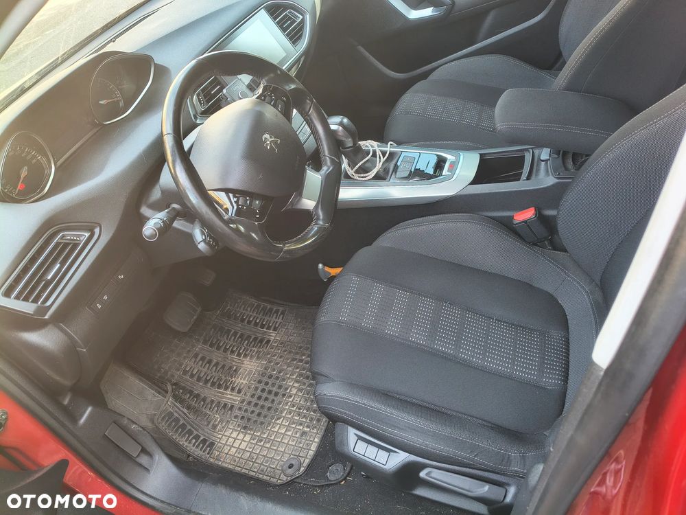 Peugeot 308 BlueHDi 150 EAT6 Stop & Start Business-Line - 6