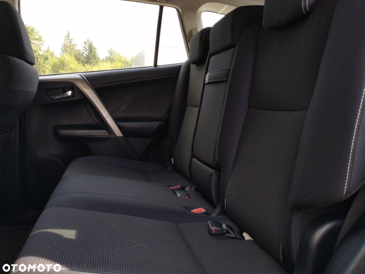 Toyota RAV4 - 13