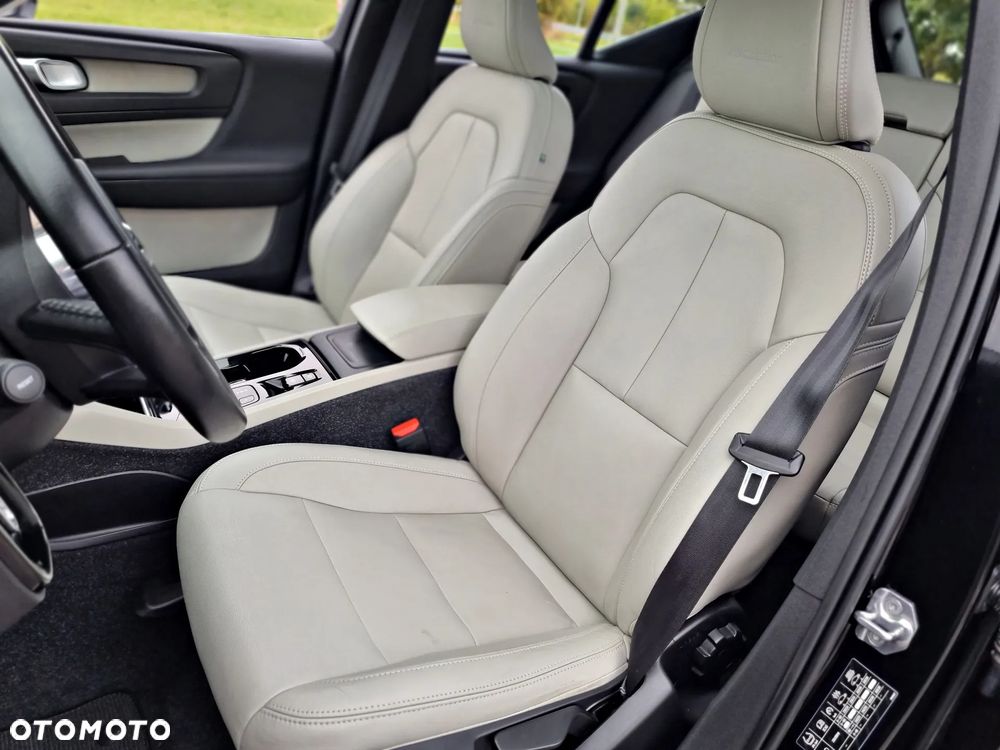 Volvo XC 40 D3 SCR Inscription - 21