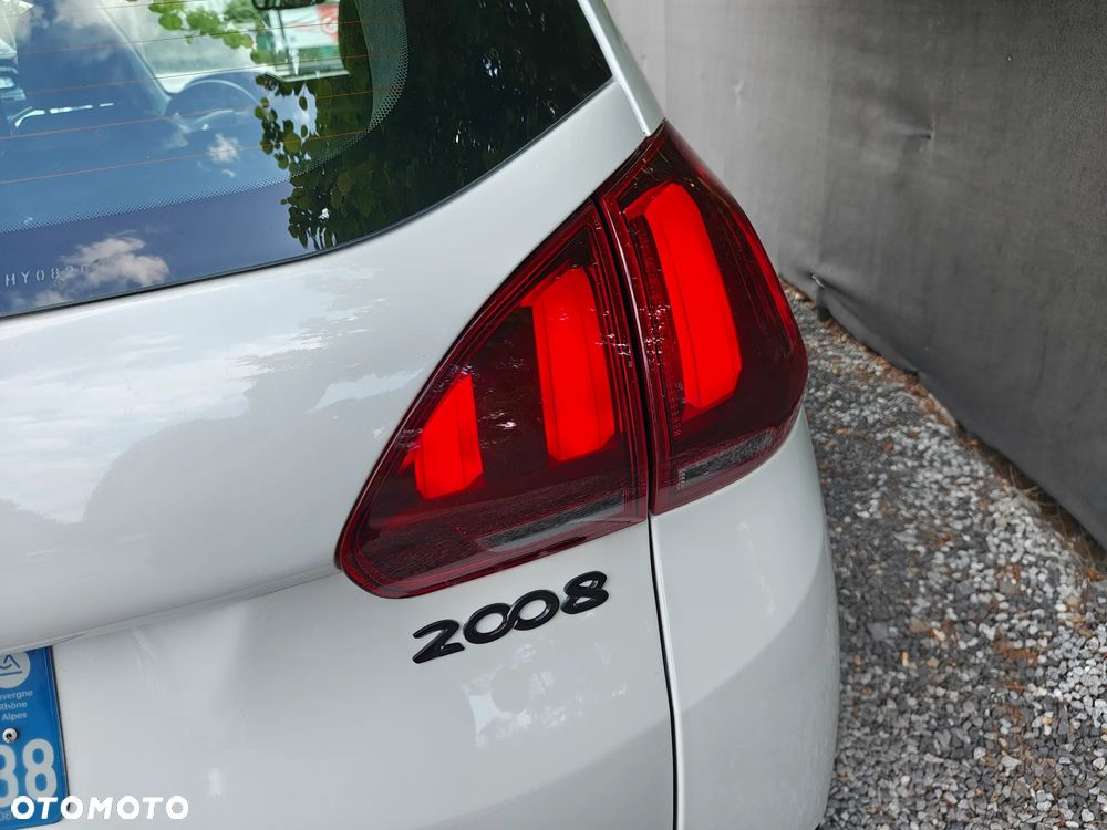 Peugeot 2008 PureTech 110 Stop&Start Business-Line - 19