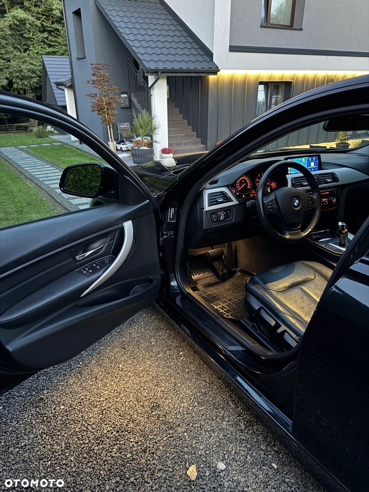 BMW Seria 3 320d xDrive - 20